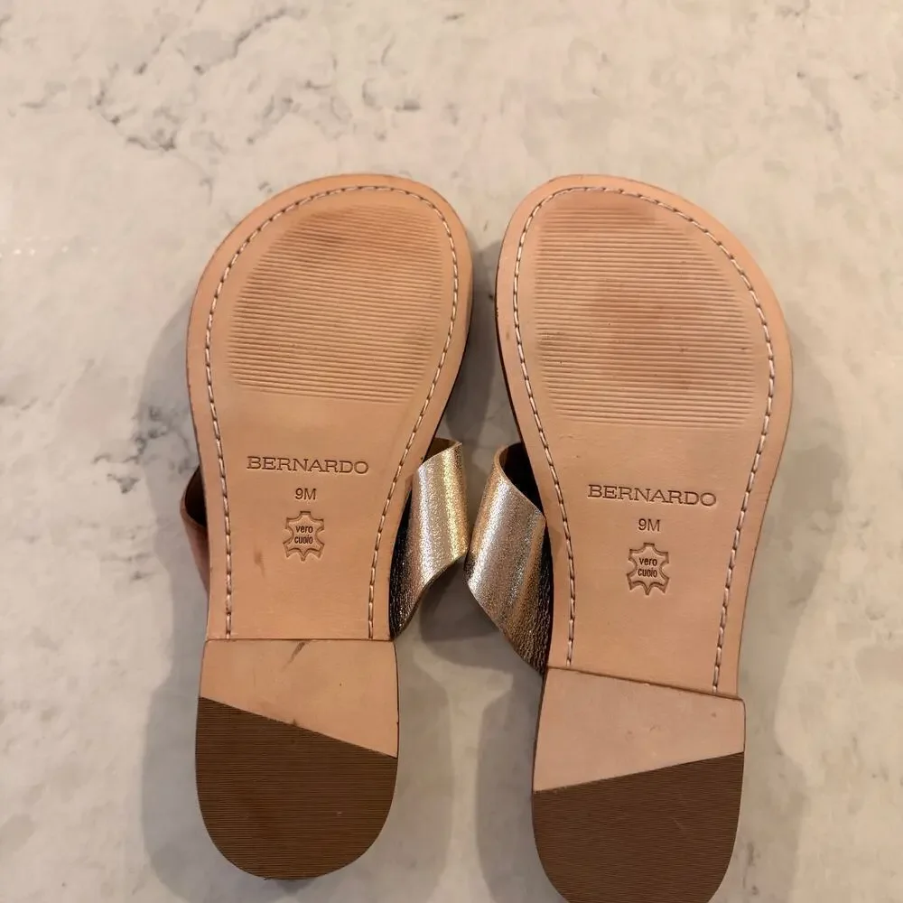NEW Bernardo Tia Cross Leather Sandal Size 9